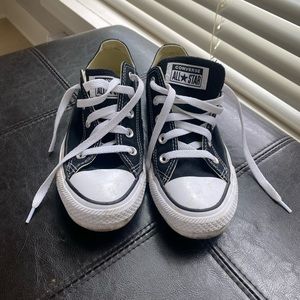 Unisex classic Black & White Converse